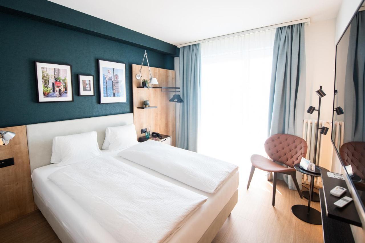 Ascona Lodge, Pool & Garden Retreat חדר תמונה